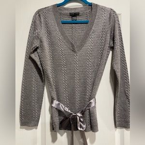 NEW YORK & CO. SM SILVER SWEATER (F)